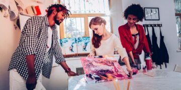 Ethical Fashion Reviews: US Brands' Transparency & Labor Practices - Cover Image